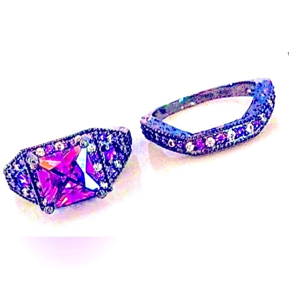 Beautiful Amethyst & White Sapphire Ring Set, Size 8. Discounted shipping! - Picture 5 of 8